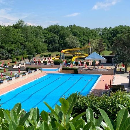 Piscina San Lorenzo Сантия Екстериор снимка