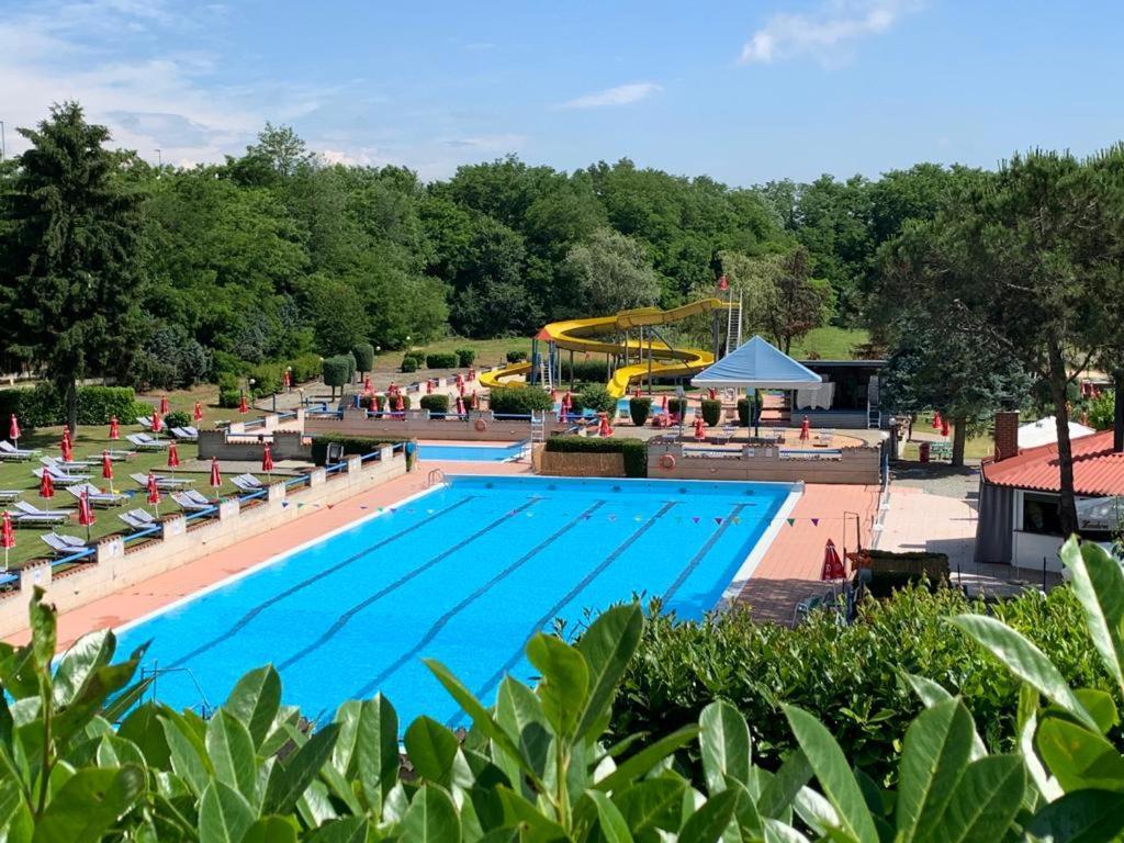 Piscina San Lorenzo Сантия Екстериор снимка